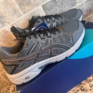 ASICS Gel-Venture 7 Gray Athletic Shoes